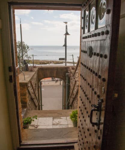 Sundial_Entrance