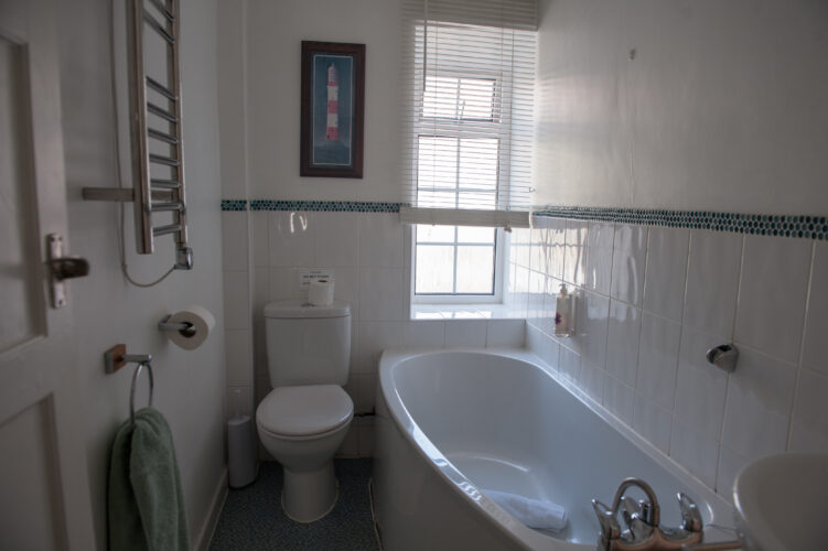 Teal_House_DSC_0812-1